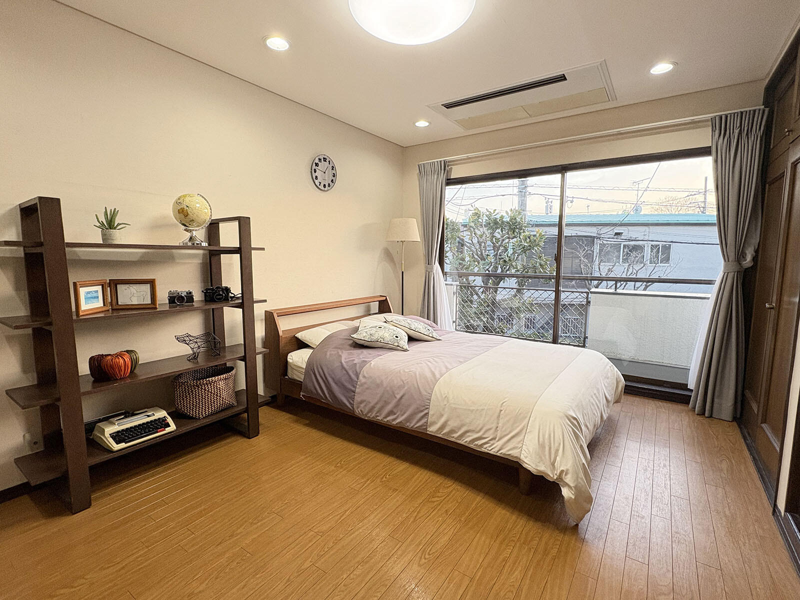 洋室B(9畳) ベッドサイズ:ダブル